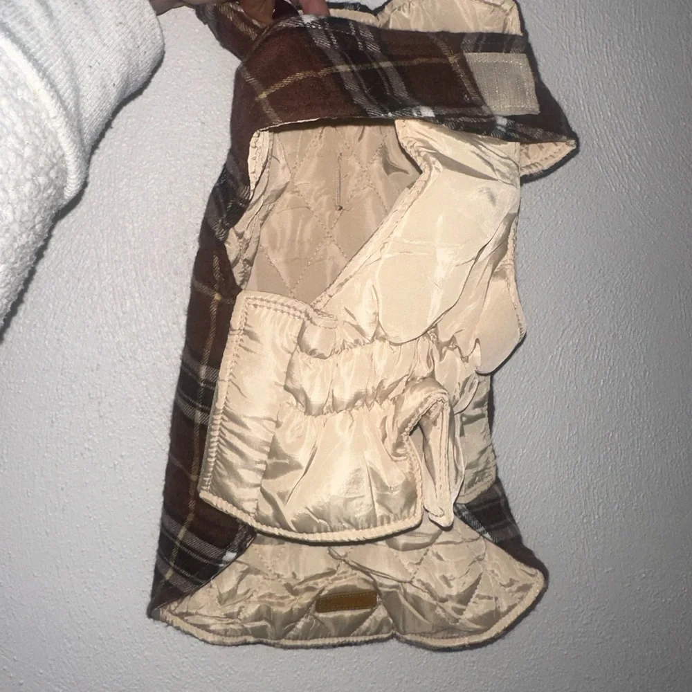 Kuoser Reversible Dog Coat- Brown‎ Plaid Size M NWT